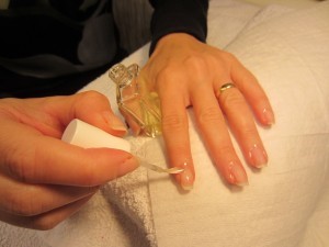 color street nail removal with cuticle oil